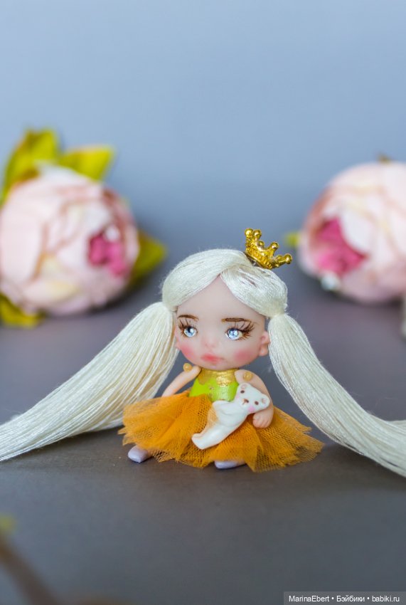 Миниатюрная куколка Эльза (фото 9)