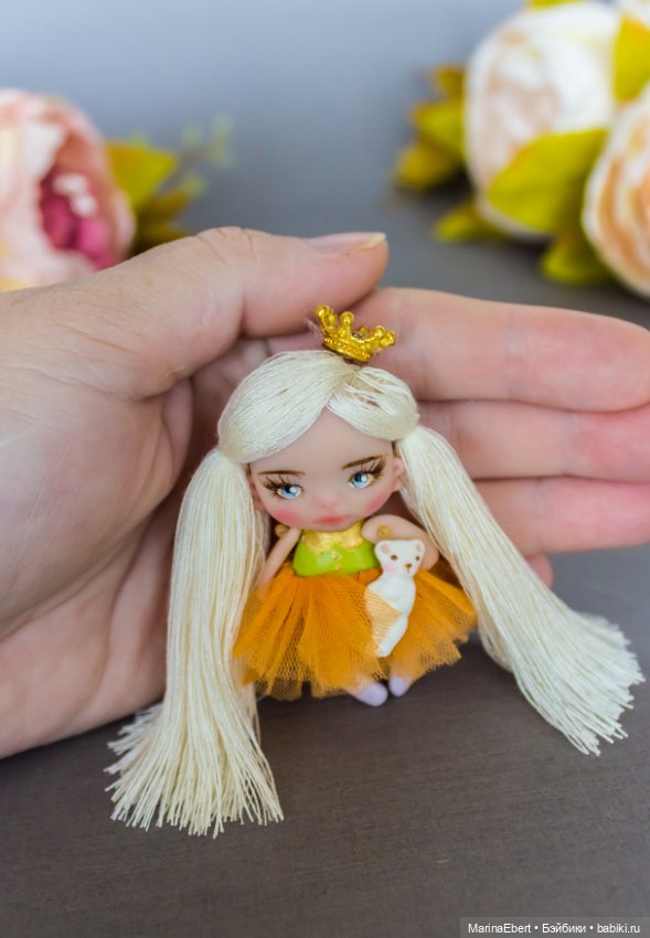 Миниатюрная куколка Эльза (фото 2)
