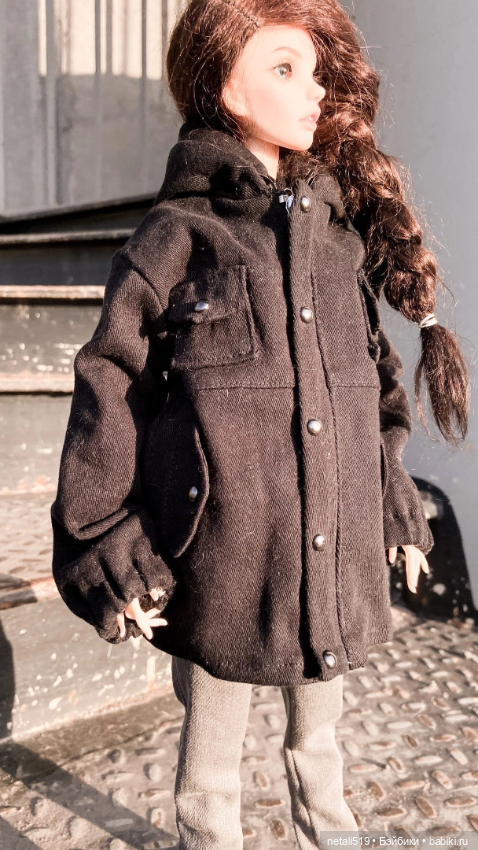 МК - боковые карманы в куртке