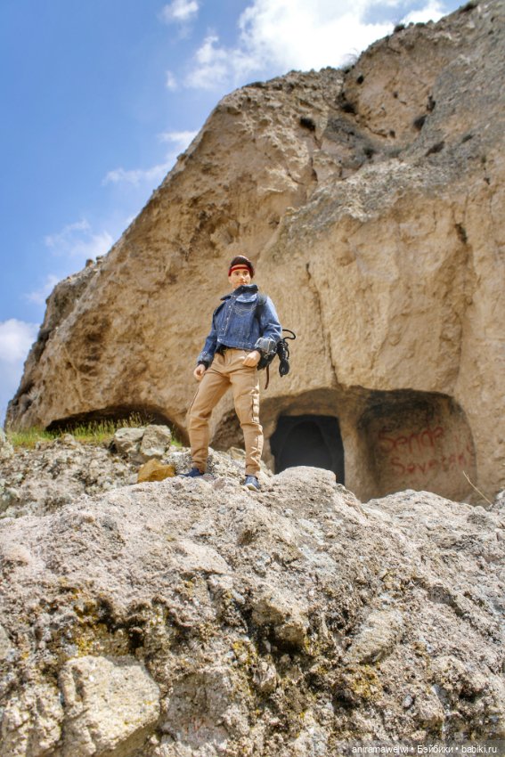 Поездка Высотина в Конью. Скалы Силле