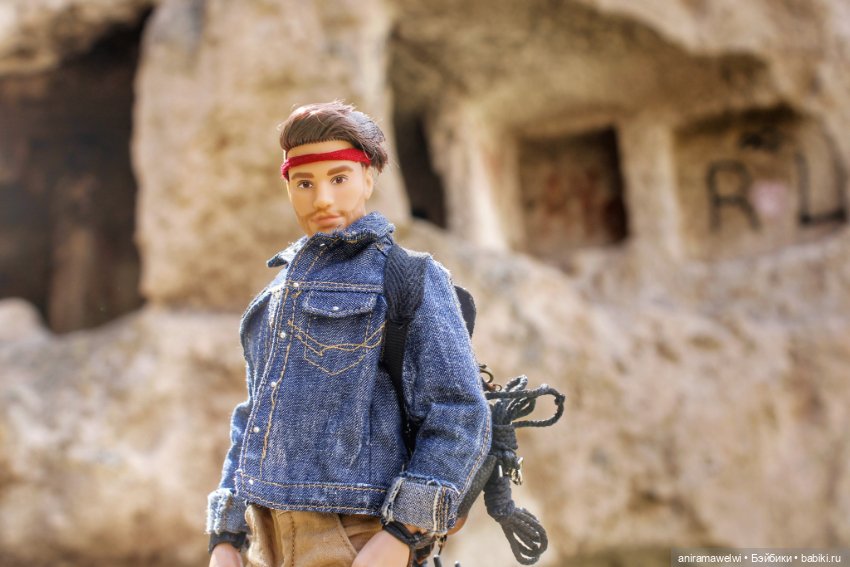 Поездка Высотина в Конью. Скалы Силле