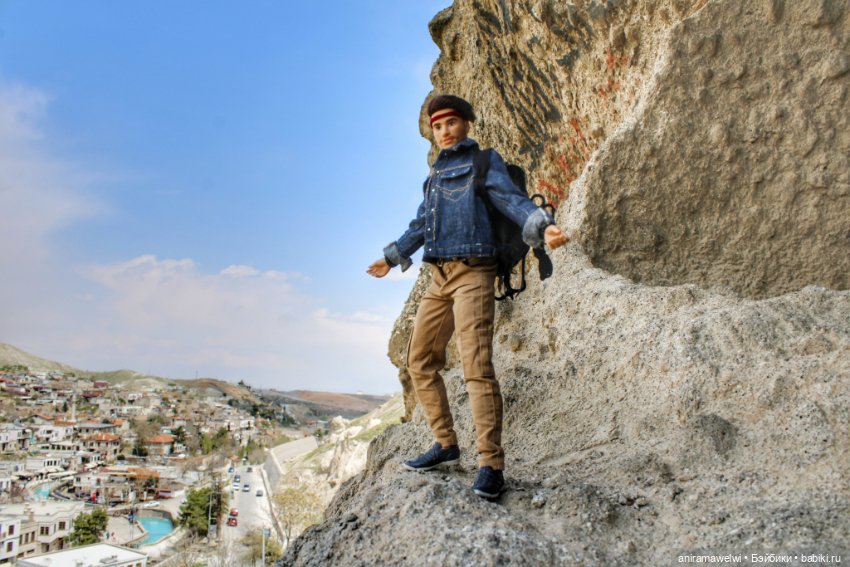 Поездка Высотина в Конью. Скалы Силле