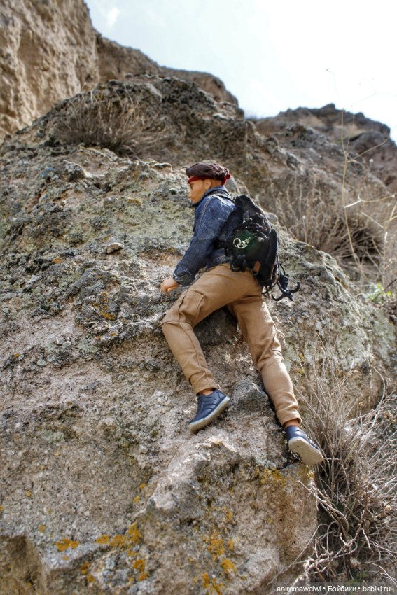 Поездка Высотина в Конью. Скалы Силле