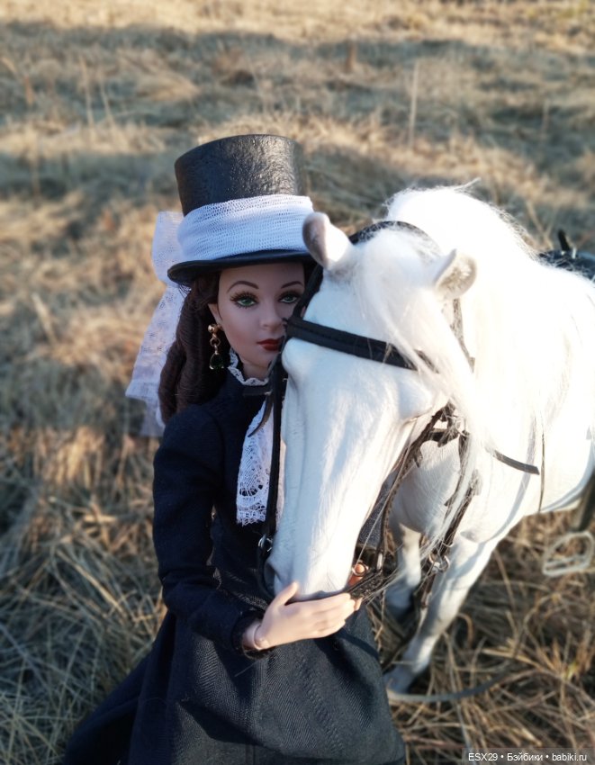 Скарлетт на конной прогулке (фото 2)