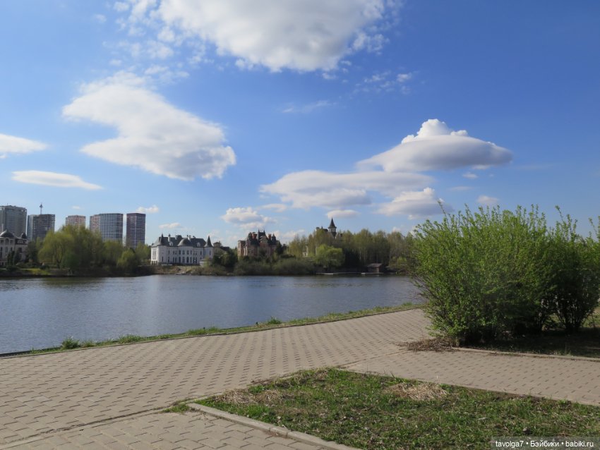 Ruby Red Siblies и весна — Куклы Ruby Red (Руби Ред) Fashion Friends: Siblies (фото 4)