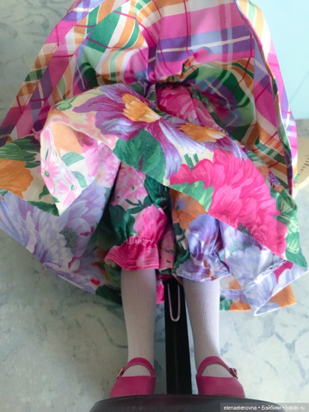 Little Miss Muffet, Robert Tonner/ Мисс Маффит, Роберт Тоннер, Близняшки, ч.25