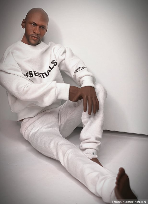 Майкл Джордан или первый темнокожий в коллекции (фото 2)