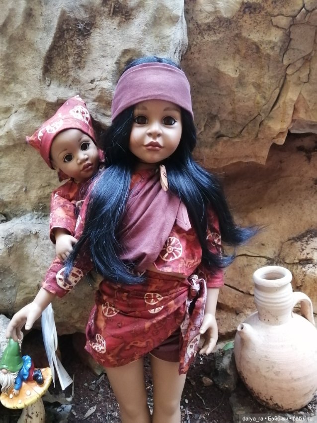 Aisha от Joke Grobben выгуливает новый наряд)