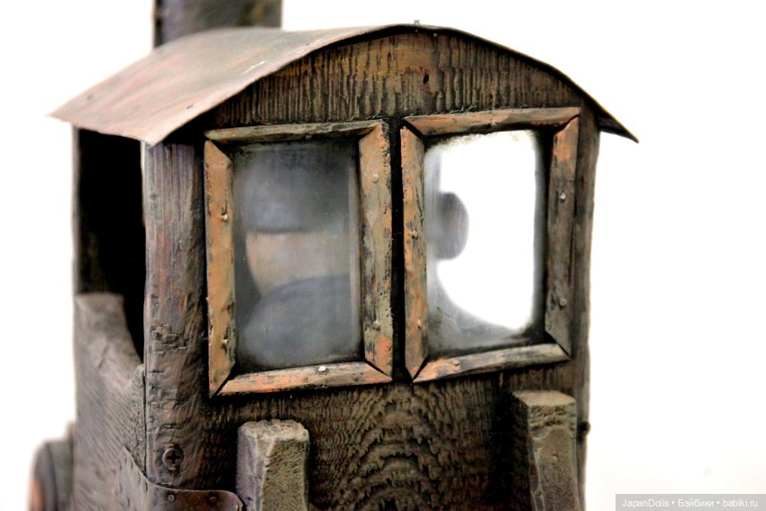 "Паровоз" на выставке "Праздник кукол. Кремль в Измайлово"