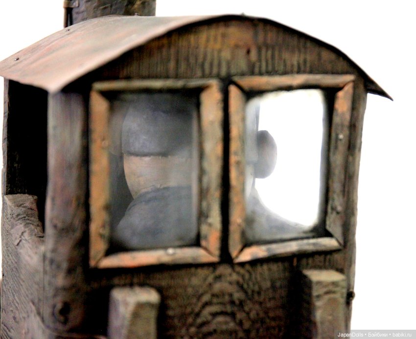 "Паровоз" на выставке "Праздник кукол. Кремль в Измайлово"