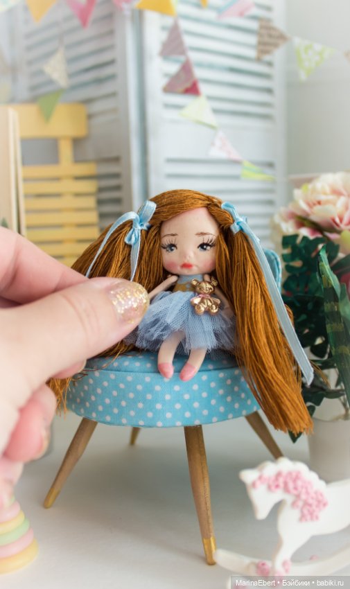 Маленькая куколка Симон — Авторские игрушки из разных материалов: синельная проволока