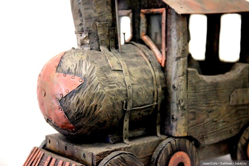 "Паровоз" на выставке "Праздник кукол. Кремль в Измайлово"