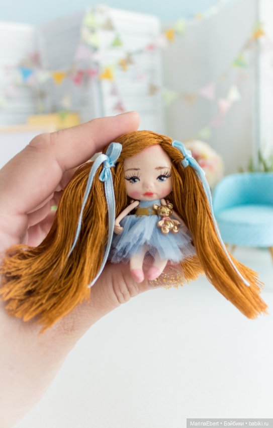 Маленькая куколка Симон — Авторские игрушки из разных материалов: синельная проволока