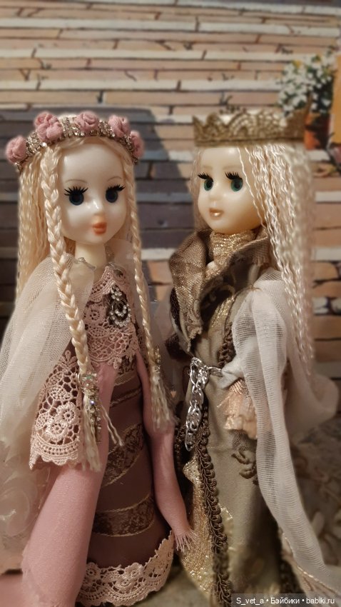 Новый взгляд на ивановских кукол