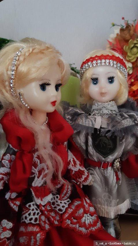Новый взгляд на ивановских кукол