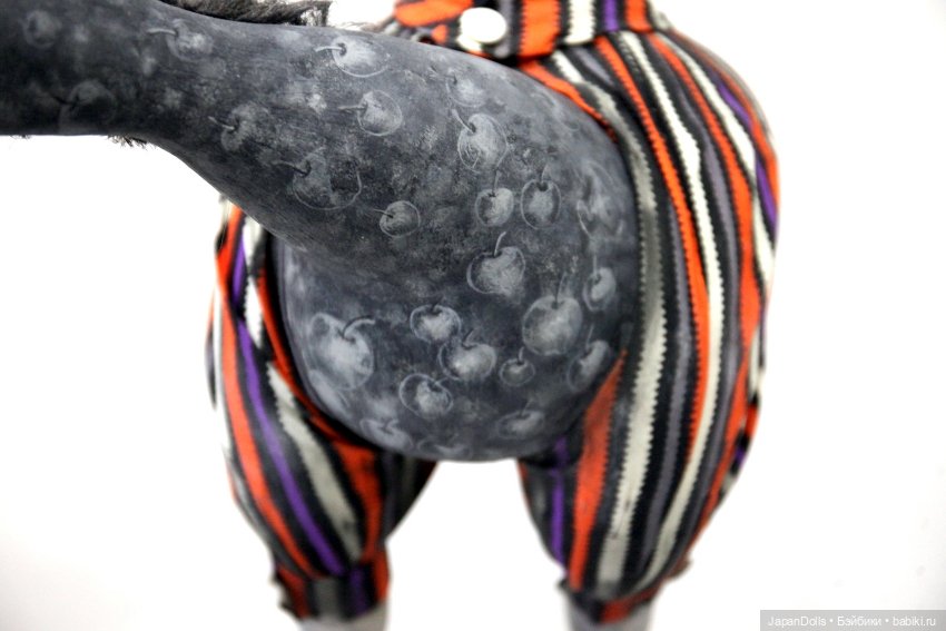 "Лошади больше не наливать" на выставке "Куклы с характером. Перезагрузка"