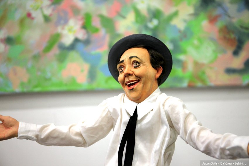 "Лошади больше не наливать" на выставке "Куклы с характером. Перезагрузка"