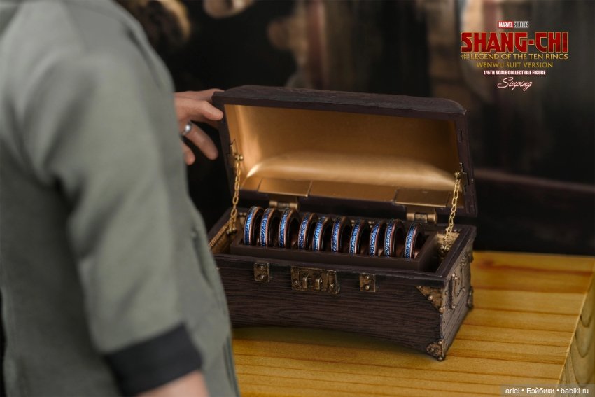 В Гонконге состоялся релиз эксклюзивной фигурки Венву от Hot Toys по мотивам фильма «Шан-Чи и легенда десяти колец» (фото 10)