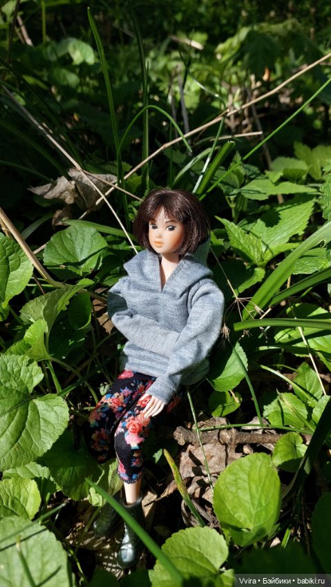 Много зелени и одна кукла (фото 10)