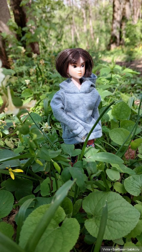 Много зелени и одна кукла (фото 4)