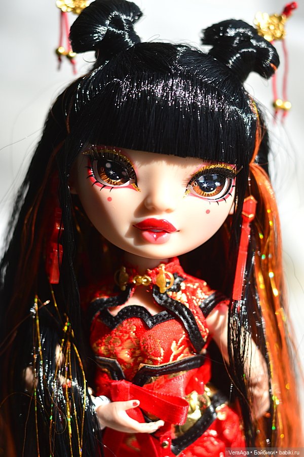 Лили Ченг от Rainbow High (фото 6)