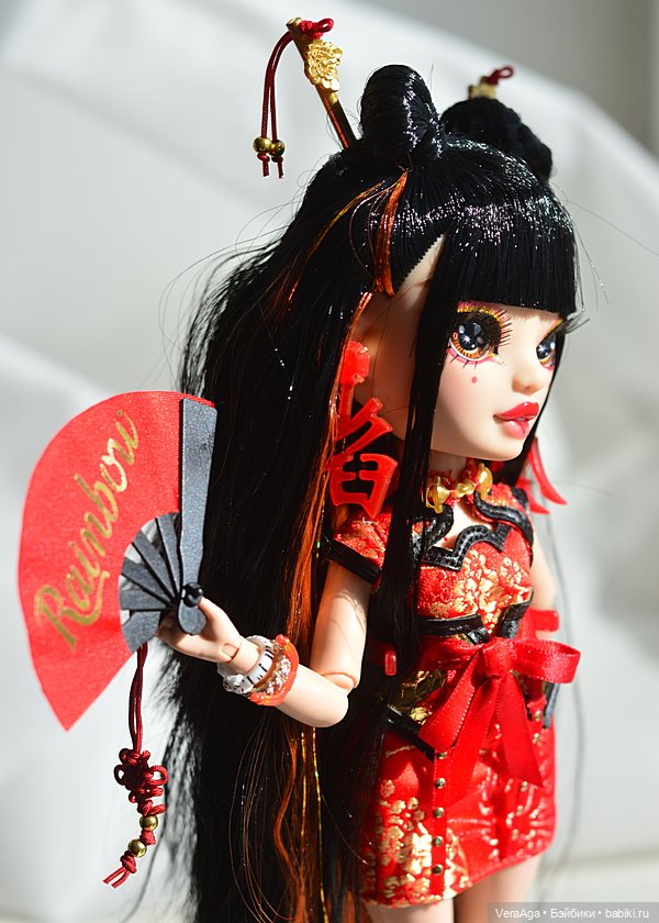 Лили Ченг от Rainbow High (фото 4)