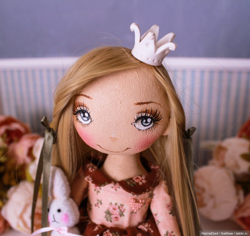 Текстильная куколка Мэри — Текстильные игрушки и примитивы: кофейные (фото 4)