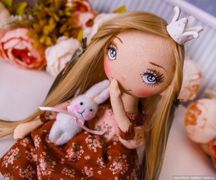 Текстильная куколка Мэри — Текстильные игрушки и примитивы: кофейные (фото 2)