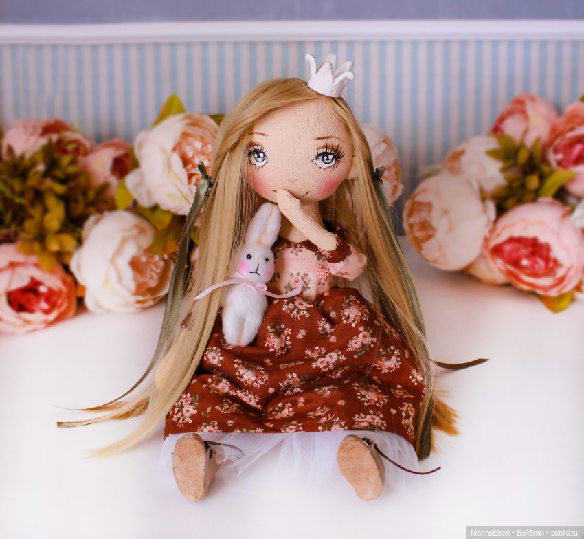 Текстильная куколка Мэри — Текстильные игрушки и примитивы: кофейные (фото 3)