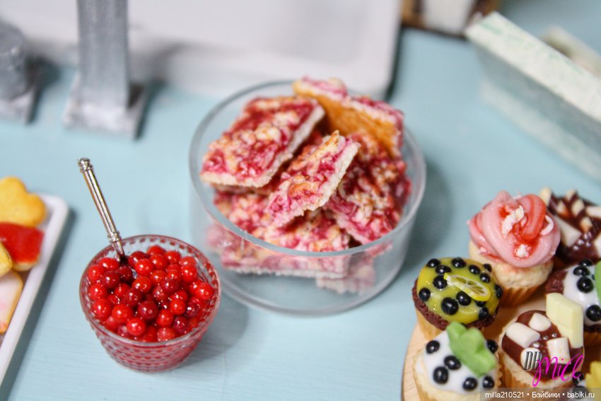 Новая кухня и круассаны — Румбоксы и кукольные интерьеры: фото