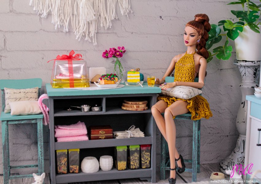 Новая кухня и круассаны — Румбоксы и кукольные интерьеры: фото