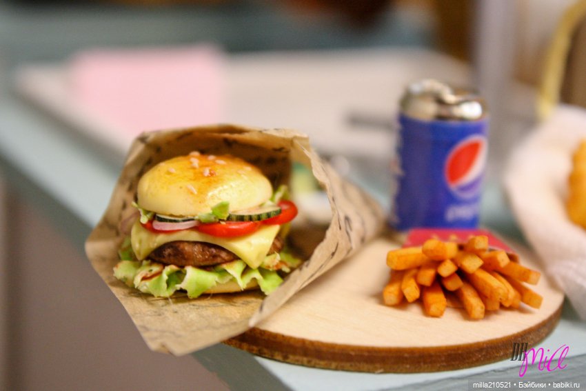 Новая кухня и круассаны — Румбоксы и кукольные интерьеры: фото