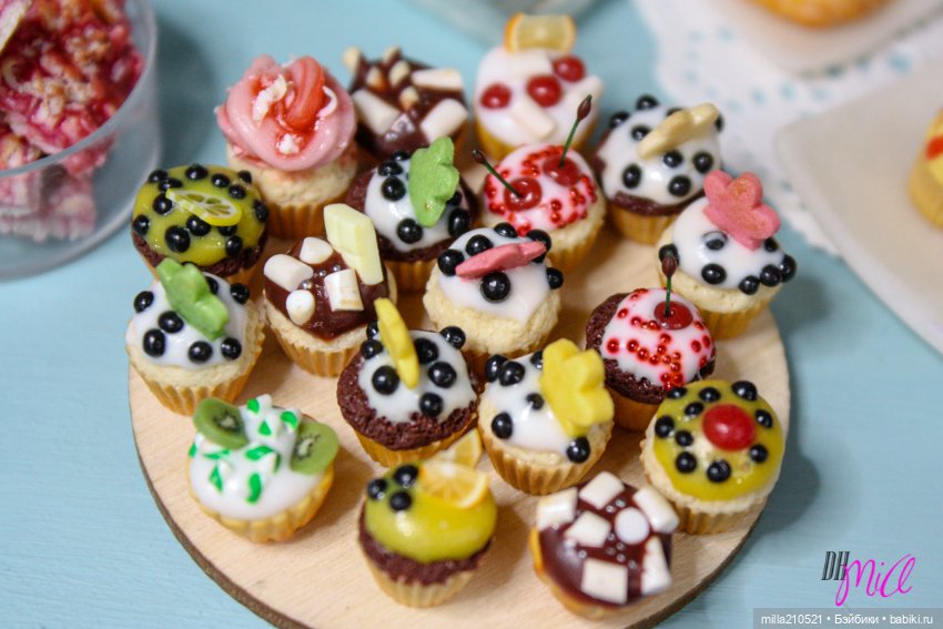 Новая кухня и круассаны — Румбоксы и кукольные интерьеры: фото