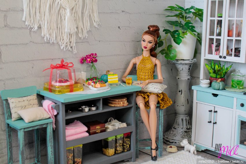 Новая кухня и круассаны — Румбоксы и кукольные интерьеры: фото