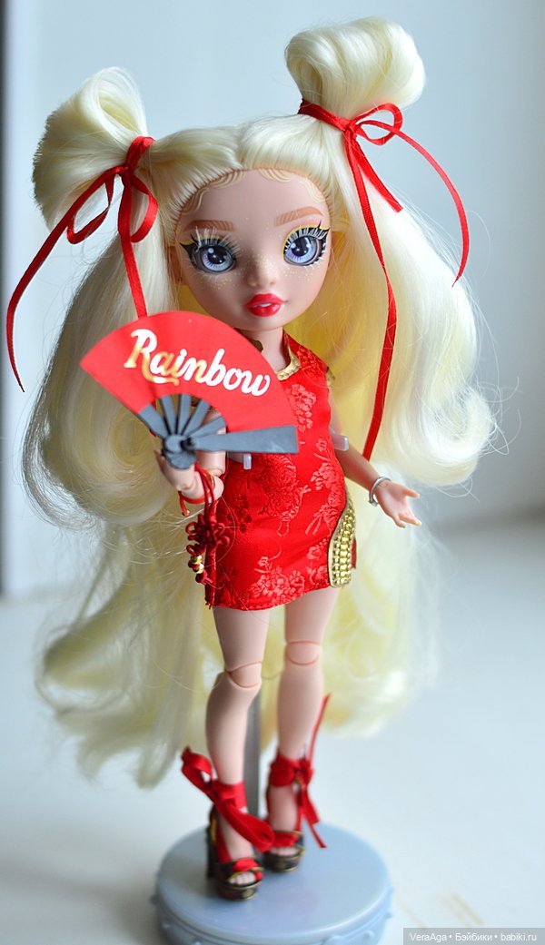 Делайла в красном — Куклы Rainbow High (Рейнбоу Хай (фото 6)