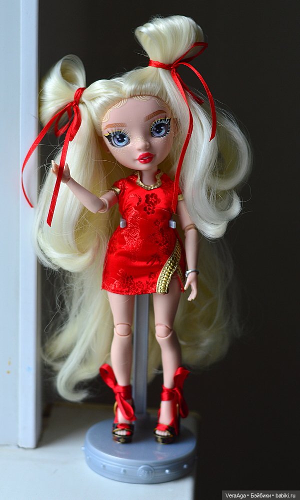 Делайла в красном — Куклы Rainbow High (Рейнбоу Хай