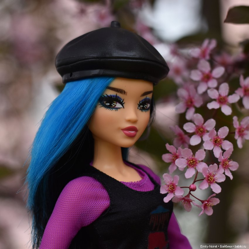 Еще немного розового — Домашние коллекции кукол: фото собраний (фото 3)