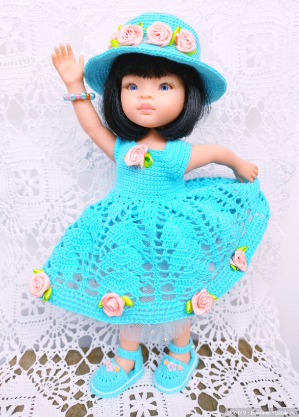 Голубой комплект крючком для куколки паола рейна