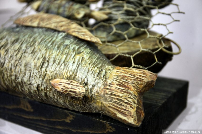 "Рыбаки с сетью" на выставке "Куклы с характером. Четвертая высота"