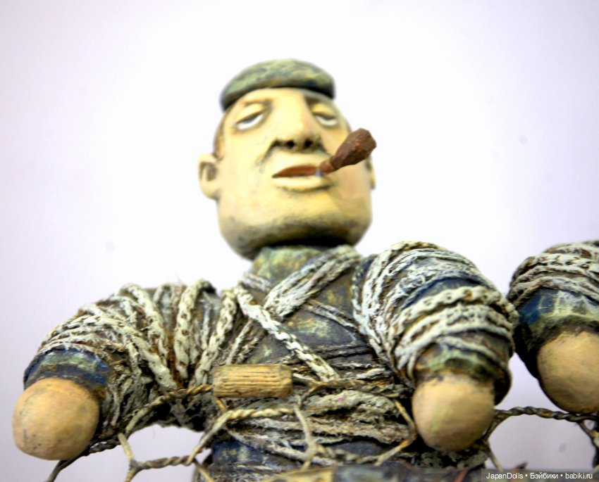 "Рыбаки с сетью" на выставке "Куклы с характером. Четвертая высота" (фото 6)