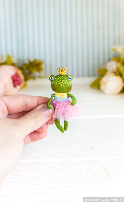 Новая лягушечка — Авторские миниатюрные куклы: лепка (фото 8)