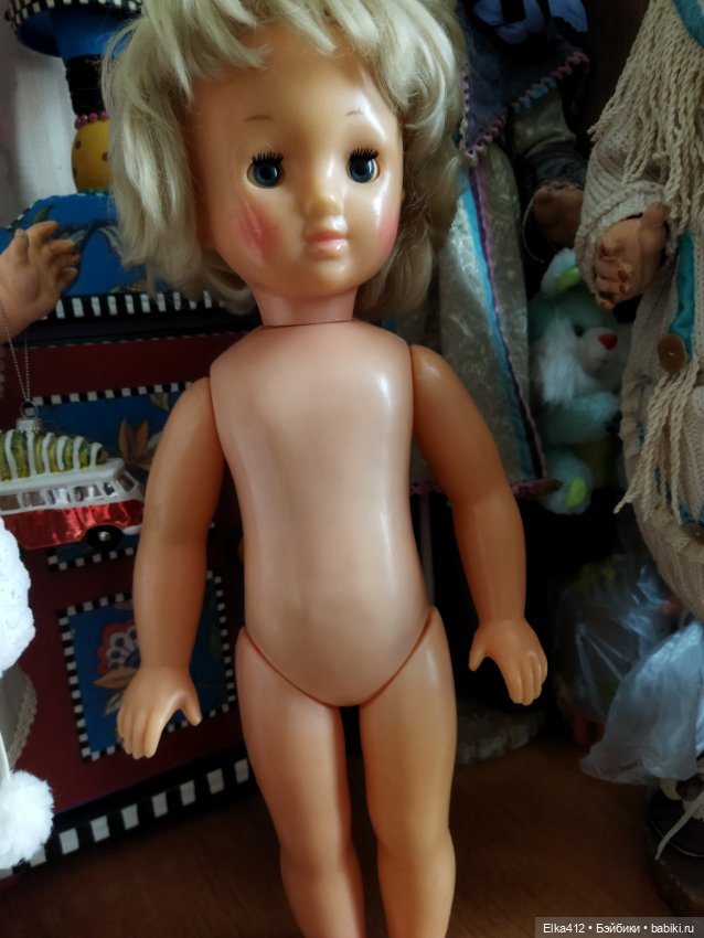 Уже неделю, не даёт покоя, кто ты , красавица