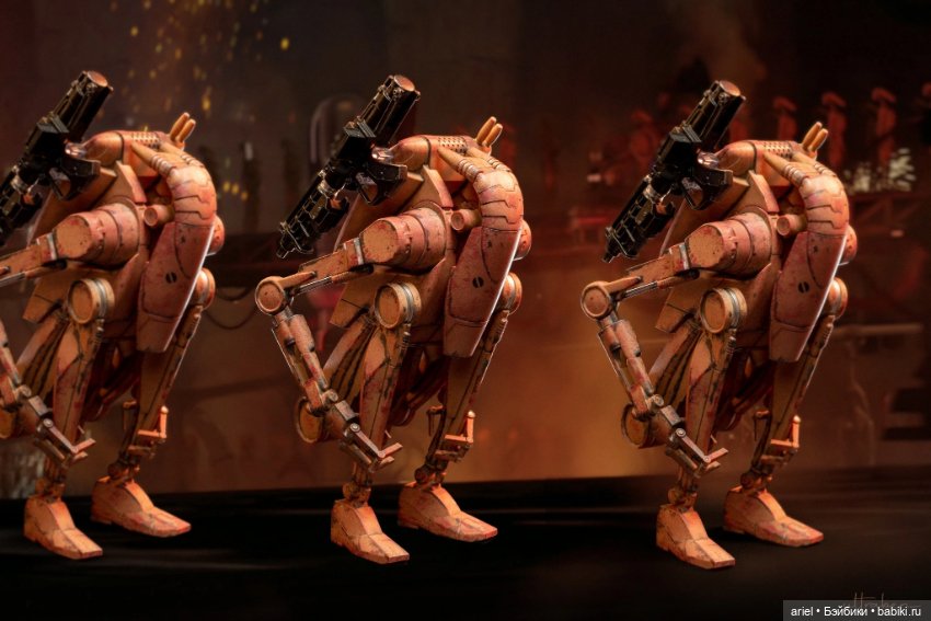 В Гонконге состоялся релиз фигурки Боевого Дроида от Hot Toys по мотивам фильма «Звёздные войны. Эпизод II: Атака клонов» (фото 6)