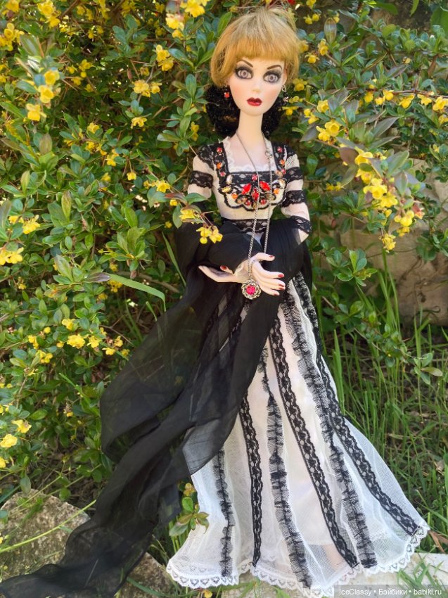 Evangeline Ghastly. Один полдень в деревне, а вовсе не вечера в Ипсвиче (фото 3)