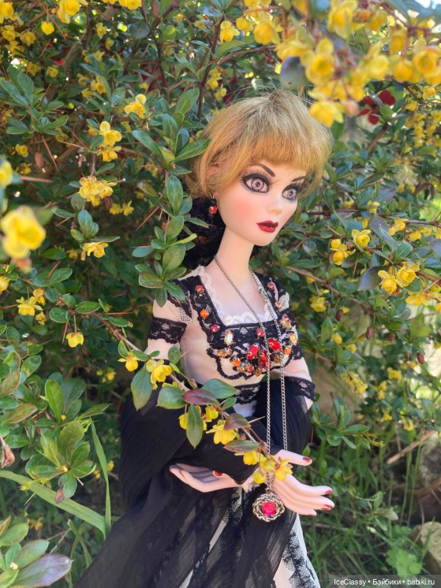 Evangeline Ghastly. Один полдень в деревне, а вовсе не вечера в Ипсвиче (фото 6)