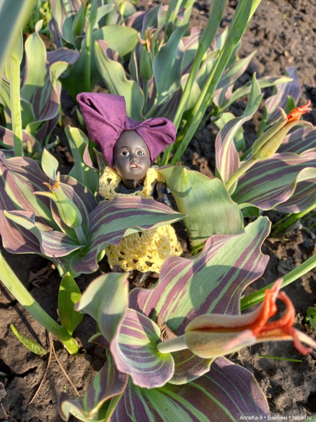 Тюлип в тюльпанах — Антикварные куклы Mignonette (Миньонетта): карманные (фото 5)