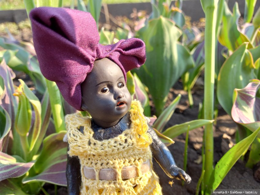 Тюлип в тюльпанах — Антикварные куклы Mignonette (Миньонетта): карманные (фото 4)