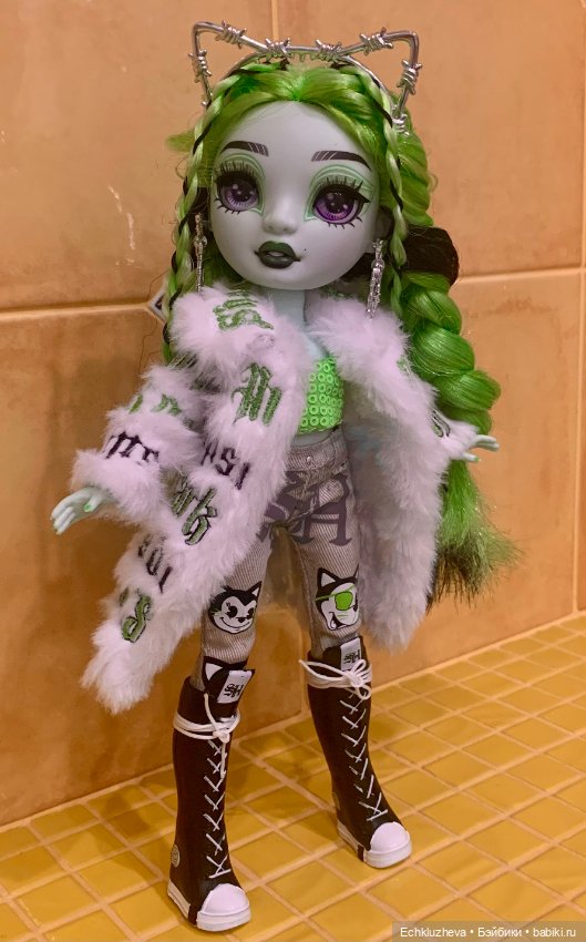 Rainbow High Vision Харли Лаймстоун (фото 6)