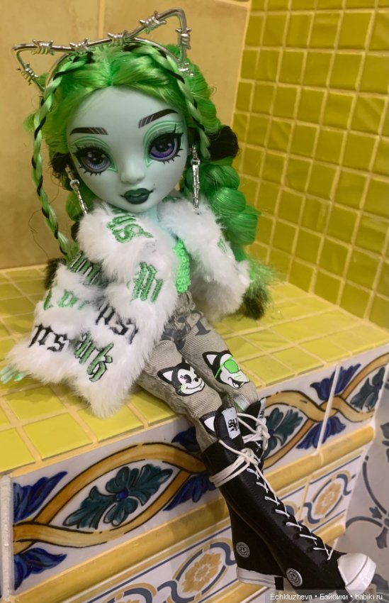Rainbow High Vision Харли Лаймстоун (фото 8)