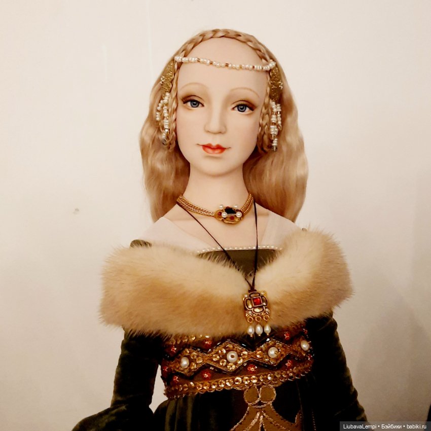 Бал кукол в Санкт-Петербурге или собкор Варвара докладывает